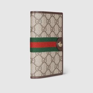 GUCCI | NWT Ophidia GG Supreme Canvas & Leather Passport Case